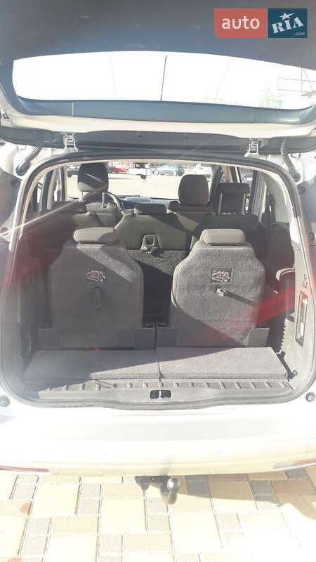 Мікровен Peugeot 5008 2013 в Гайсину