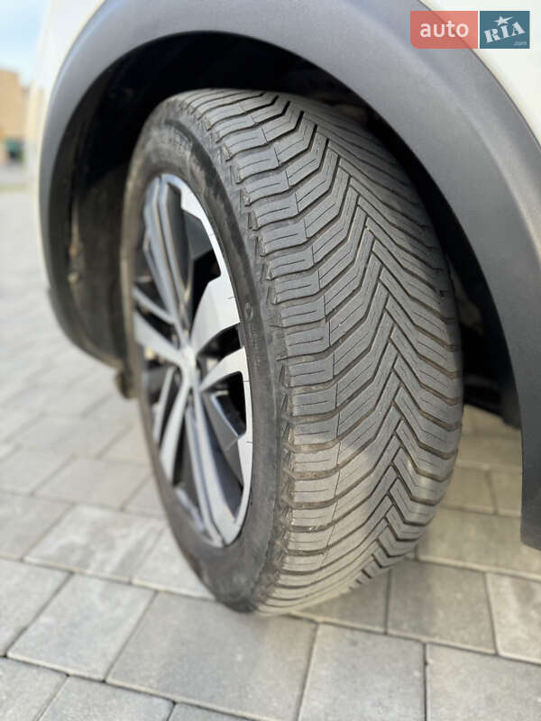 Позашляховик / Кросовер Peugeot 5008 2018 в Хмельницькому