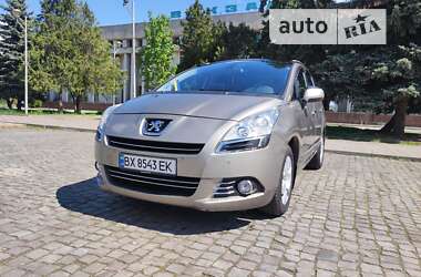 Мікровен Peugeot 5008 2013 в Кам'янець-Подільському