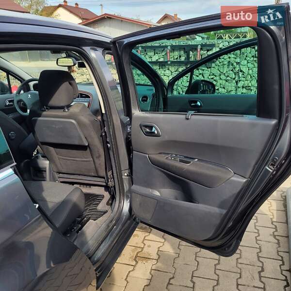Мікровен Peugeot 5008 2010 в Івано-Франківську фото 14 Мікровен Peugeot 5008 2010 в Івано-Франківську