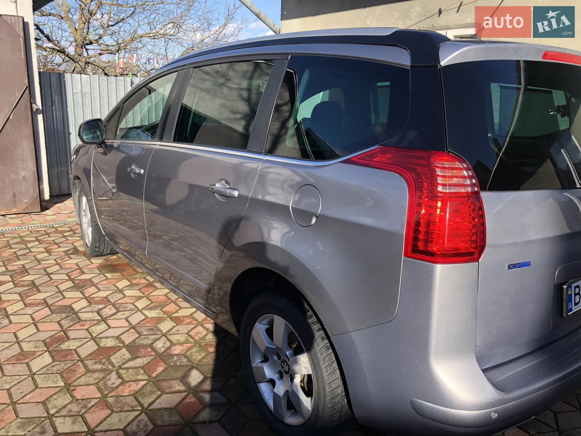 2015 Peugeot 5008 - мініатюра 2