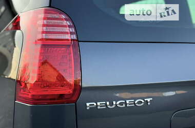 Микровэн Peugeot 5008 2011 в Ровно