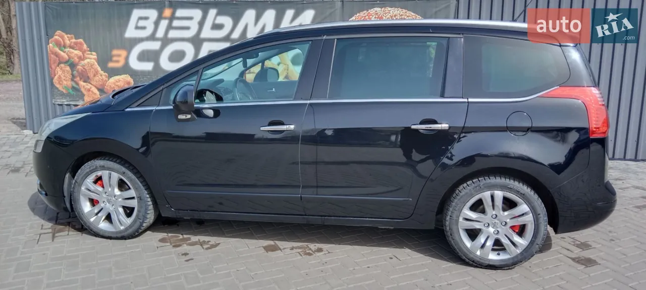 2010 Peugeot 5008 - мініатюра 11