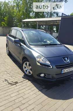 Микровэн Peugeot 5008 2011 в Стрые