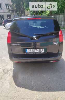 Мікровен Peugeot 5008 2013 в Немирові