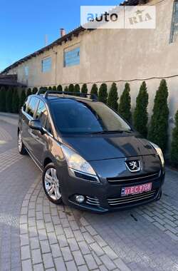 Мікровен Peugeot 5008 2011 в Стрию