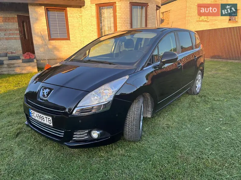 Мікровен Peugeot 5008 2013 в 