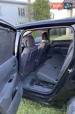 Мікровен Peugeot 5008 2013 в Стрию