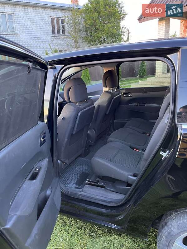 Мікровен Peugeot 5008 2013 в Стрию фото 21 Мікровен Peugeot 5008 2013 в Стрию