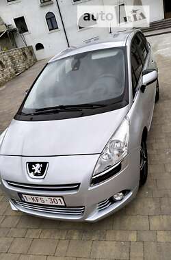 Мікровен Peugeot 5008 2012 в Івано-Франківську