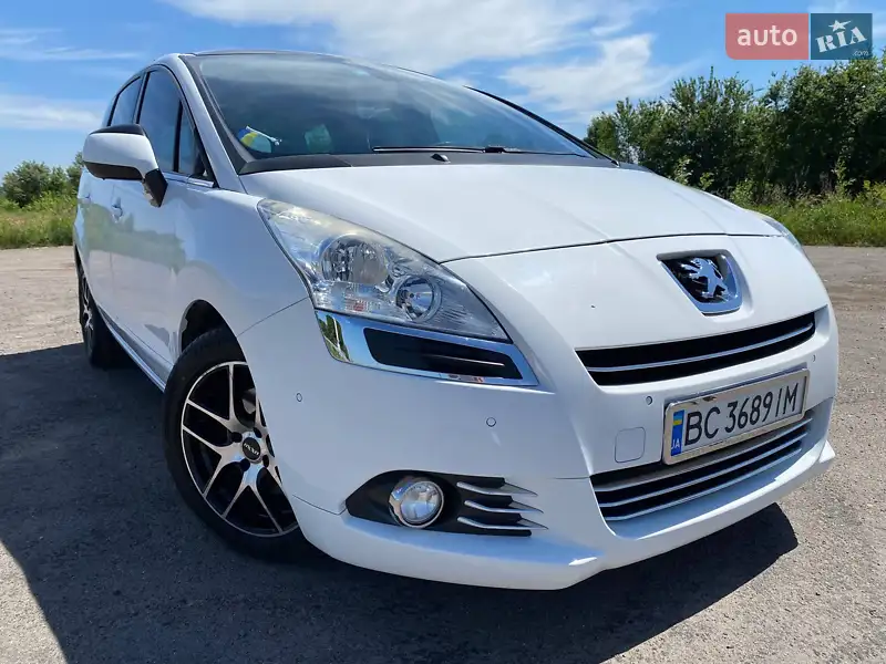 Мікровен Peugeot 5008 2013 в 