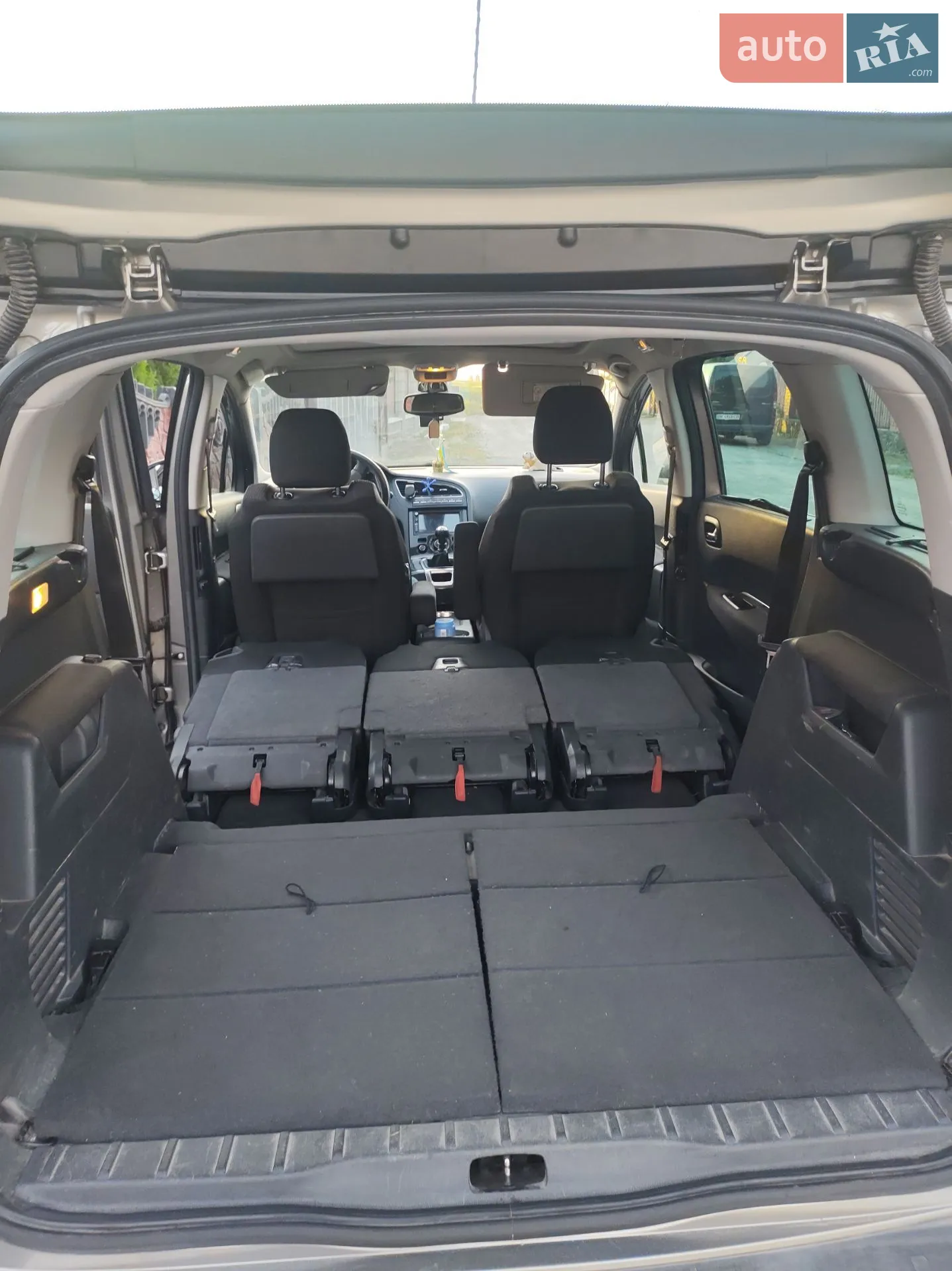 2010 Peugeot 5008 - мініатюра 27