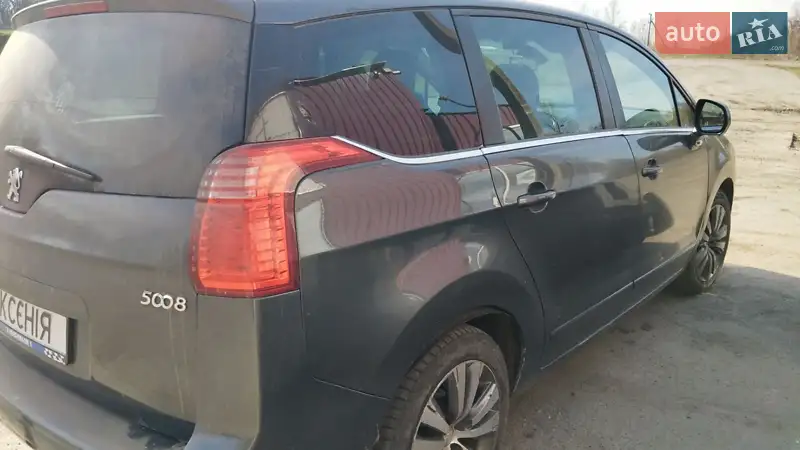 Peugeot 5008