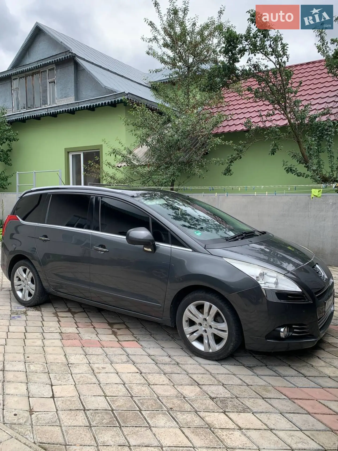 2010 Peugeot 5008 - фото 1