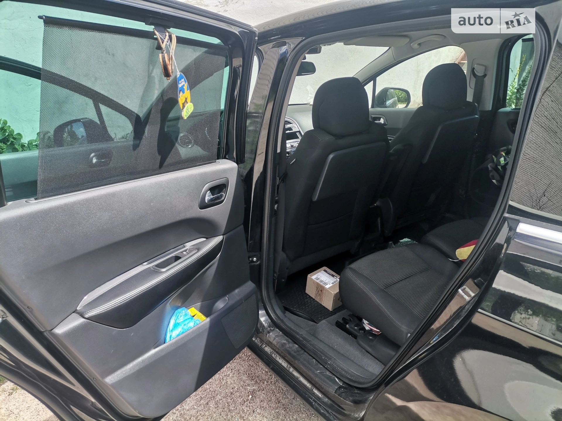 2010 Peugeot 5008 - мініатюра 8