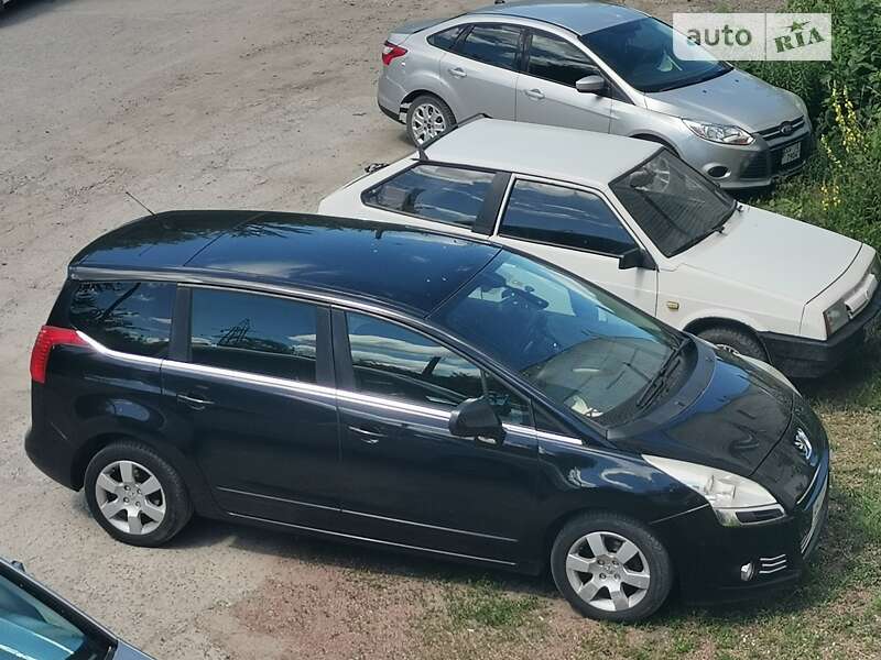 Peugeot 5008 2010