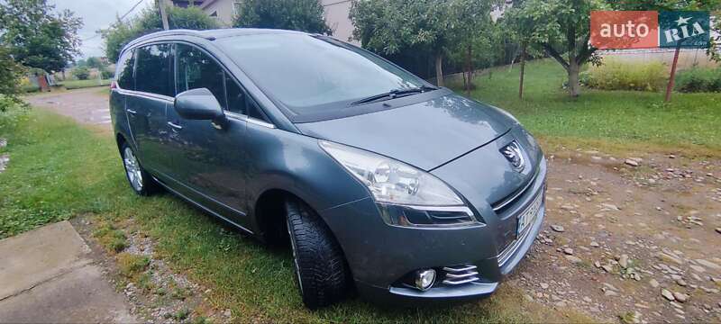 Микровэн Peugeot 5008 2011 в Рожнятове