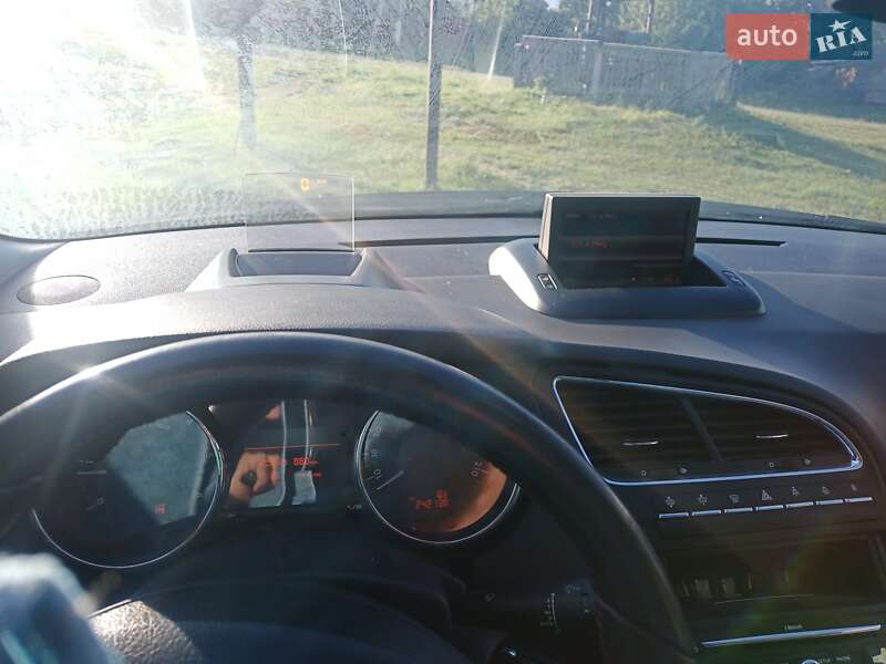 Микровэн Peugeot 5008 2009 в Сумах