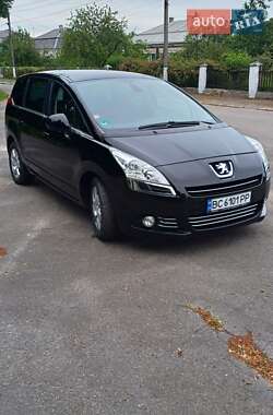 Микровэн Peugeot 5008 2011 в 