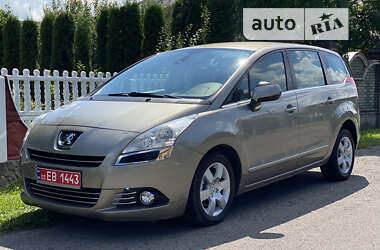 Микровэн Peugeot 5008 2011 в Дубно