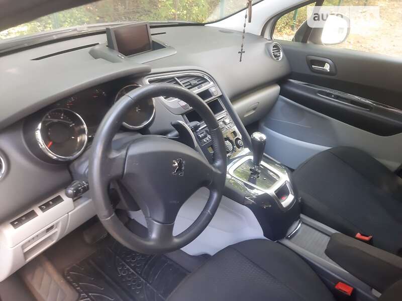 Микровэн Peugeot 5008 2013 в Ивано-Франковске фото 10 Микровэн Peugeot 5008 2013 в Ивано-Франковске