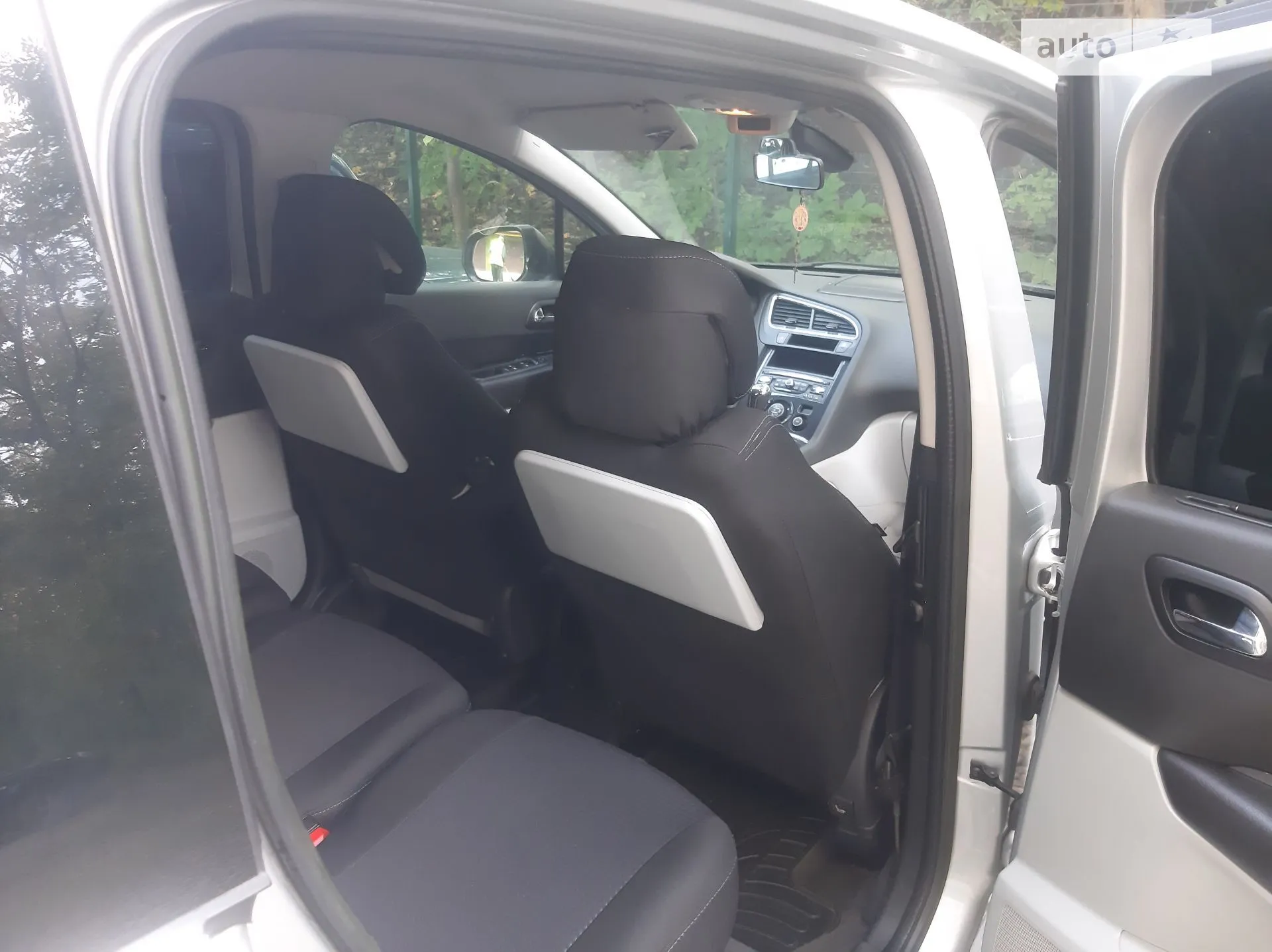 2013 Peugeot 5008 - мініатюра 14