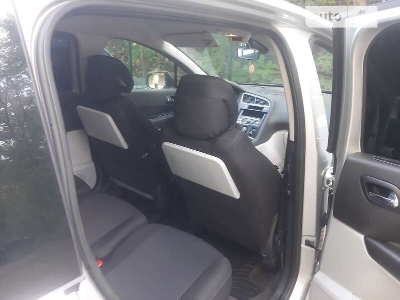 Микровэн Peugeot 5008 2013 в Ивано-Франковске фото 14 Микровэн Peugeot 5008 2013 в Ивано-Франковске