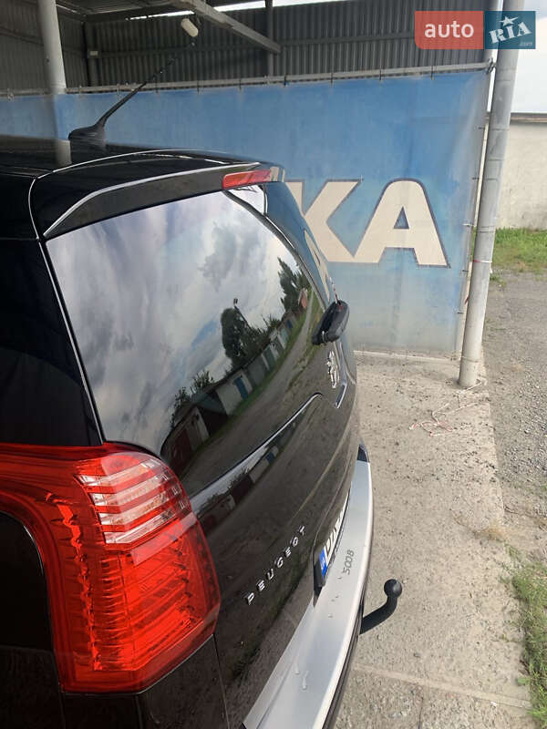 Мікровен Peugeot 5008 2011 в Шепетівці