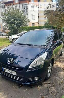 Микровэн Peugeot 5008 2010 в Львове