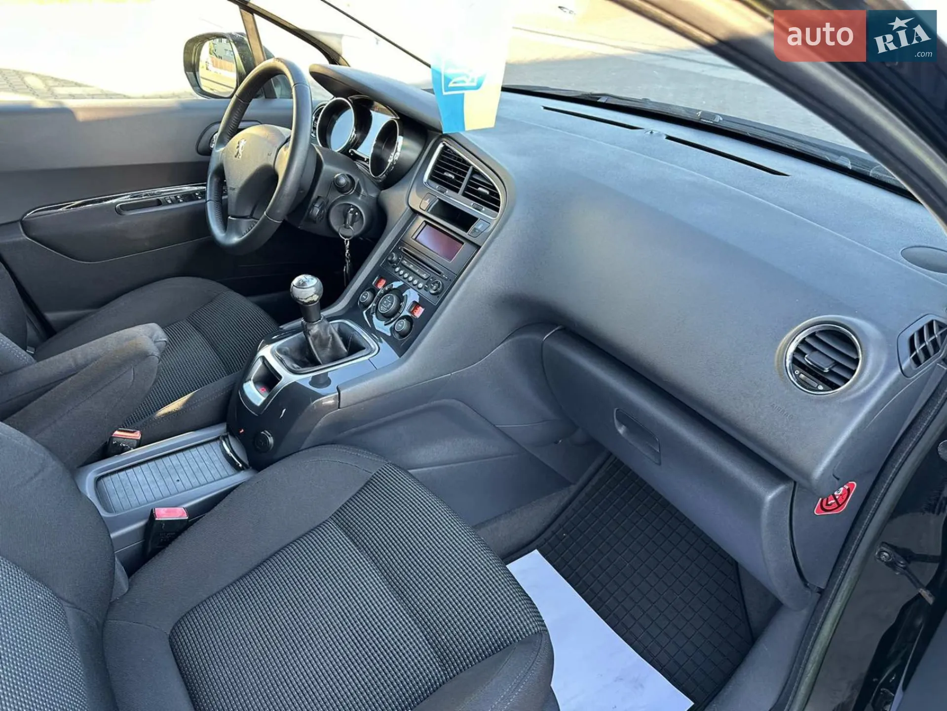 2011 Peugeot 5008 - мініатюра 22