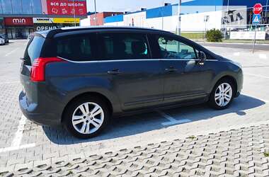 Микровэн Peugeot 5008 2010 в Львове