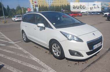 Мікровен Peugeot 5008 2015 в Зміїві