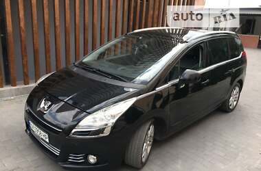 Мікровен Peugeot 5008 2010 в Кам'янець-Подільському