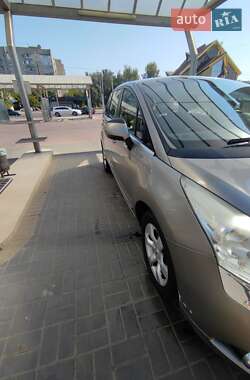 Мікровен Peugeot 5008 2010 в Луцьку