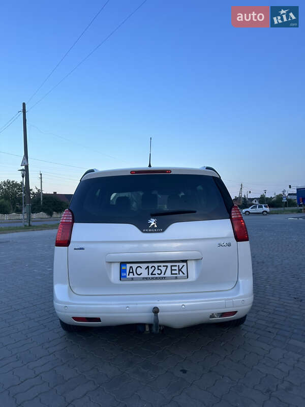 Микровэн Peugeot 5008 2015 в Луцке