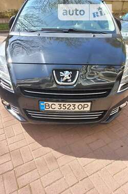 Микровэн Peugeot 5008 2012 в Стрые