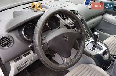 Микровэн Peugeot 5008 2010 в Богодухове