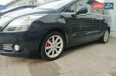 Мікровен Peugeot 5008 2012 в Рівному