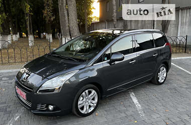 Мікровен Peugeot 5008 2012 в Умані