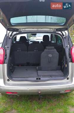 Мінівен Peugeot 5008 2010 в 