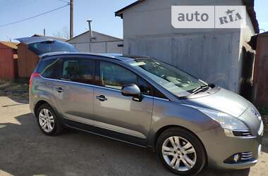 Мікровен Peugeot 5008 2011 в Львові