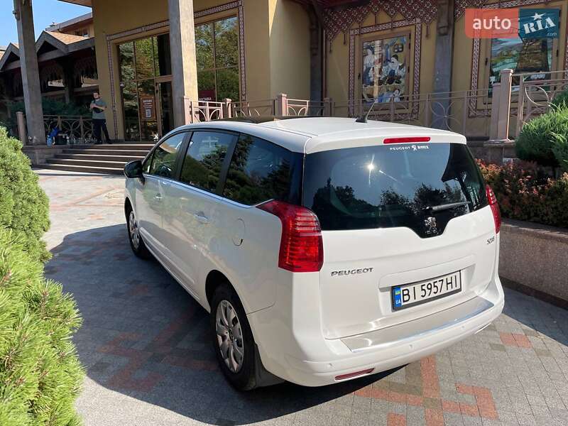 Микровэн Peugeot 5008 2012 в Полтаве