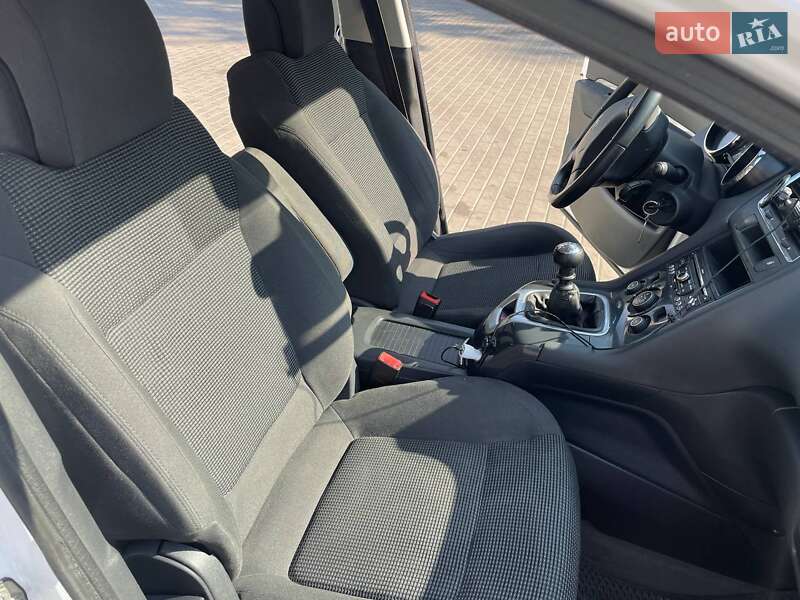 Микровэн Peugeot 5008 2012 в Полтаве