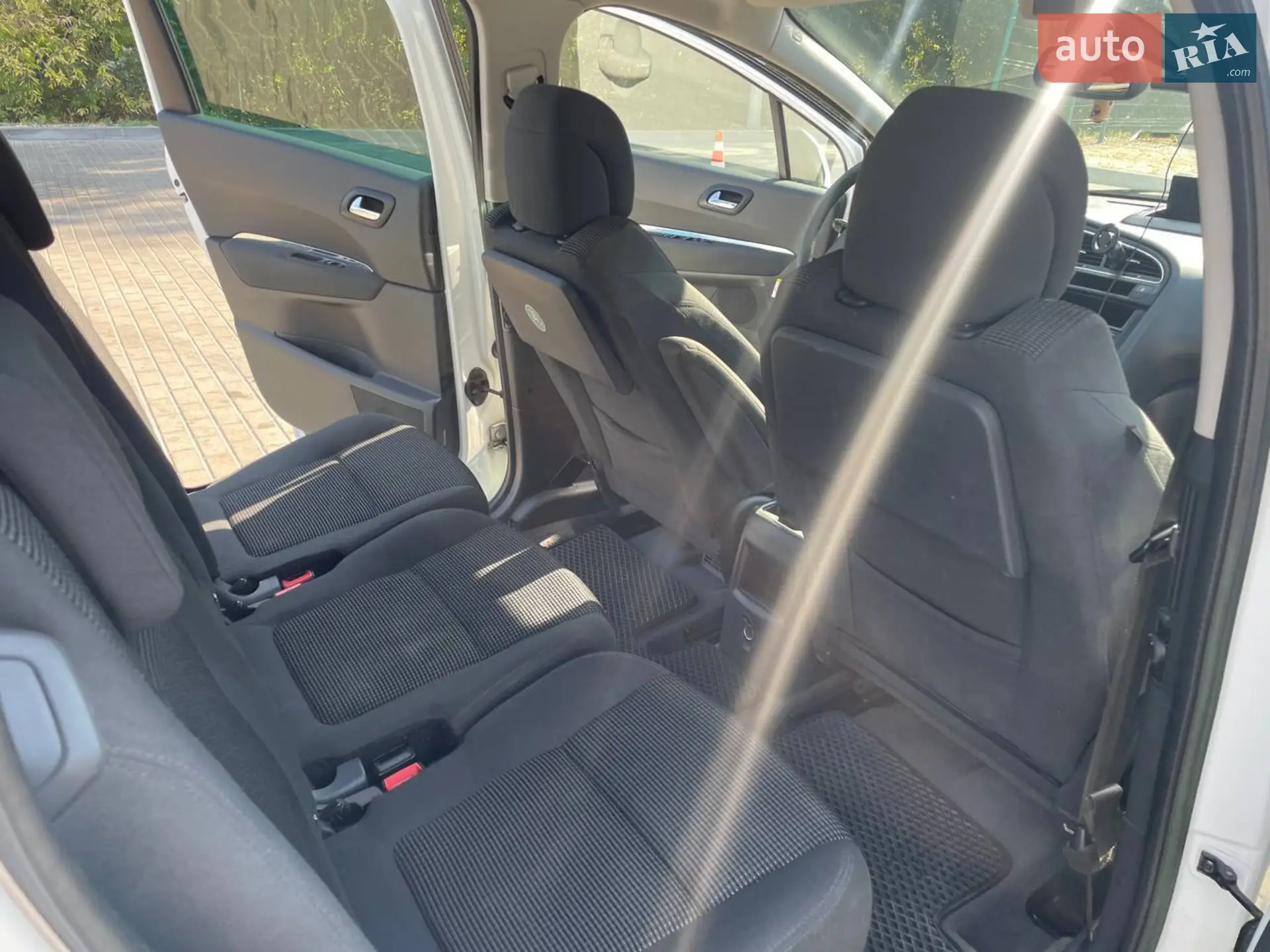 2012 Peugeot 5008 - мініатюра 14