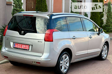 Мікровен Peugeot 5008 2012 в Стрию