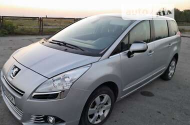 Микровэн Peugeot 5008 2010 в Мене