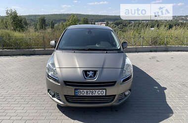 Мікровен Peugeot 5008 2011 в Теребовлі