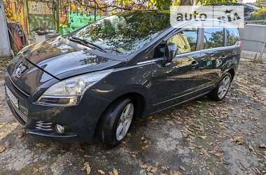 Мікровен Peugeot 5008 2010 в Тернополі