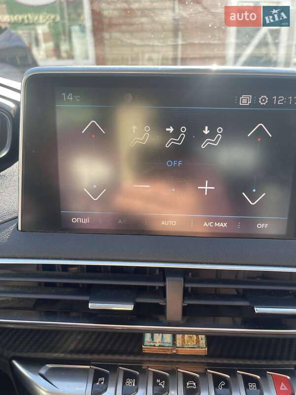 Позашляховик / Кросовер Peugeot 5008 2018 в Золочеві