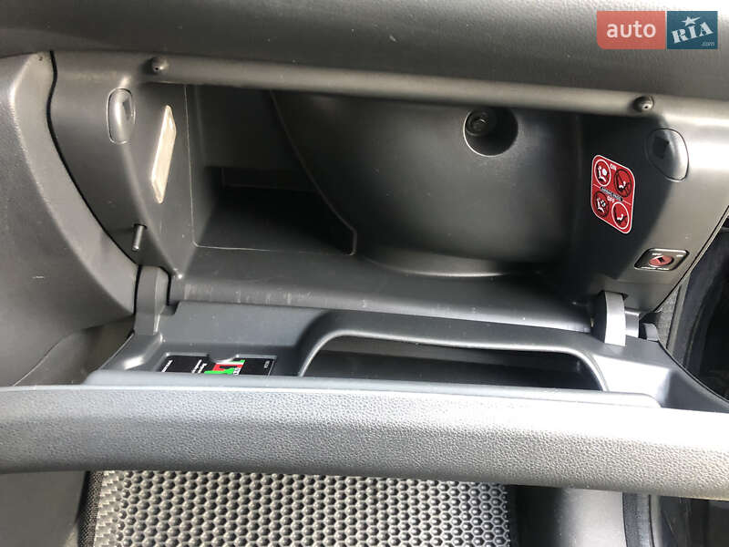 Мікровен Peugeot 5008 2011 в Трускавці